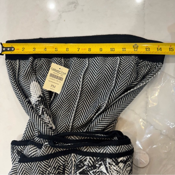 Coldwater Creek Black White Floral Knit Skirt - Picture 8 of 8